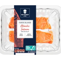 Fish Market Faroe Island Atlantic Salmon Skin On Fillet^Lidl Hot